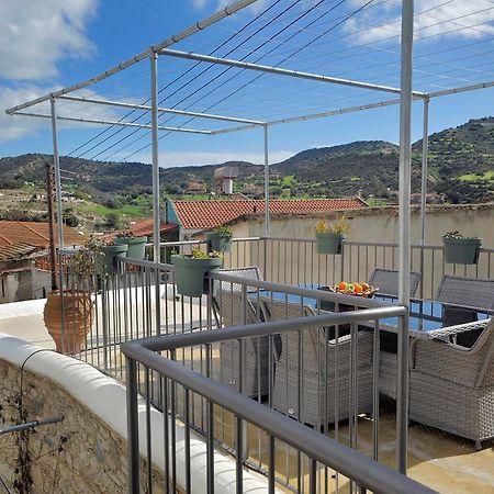 Pentasino Traditional House Agios Theodoros Bagian luar foto