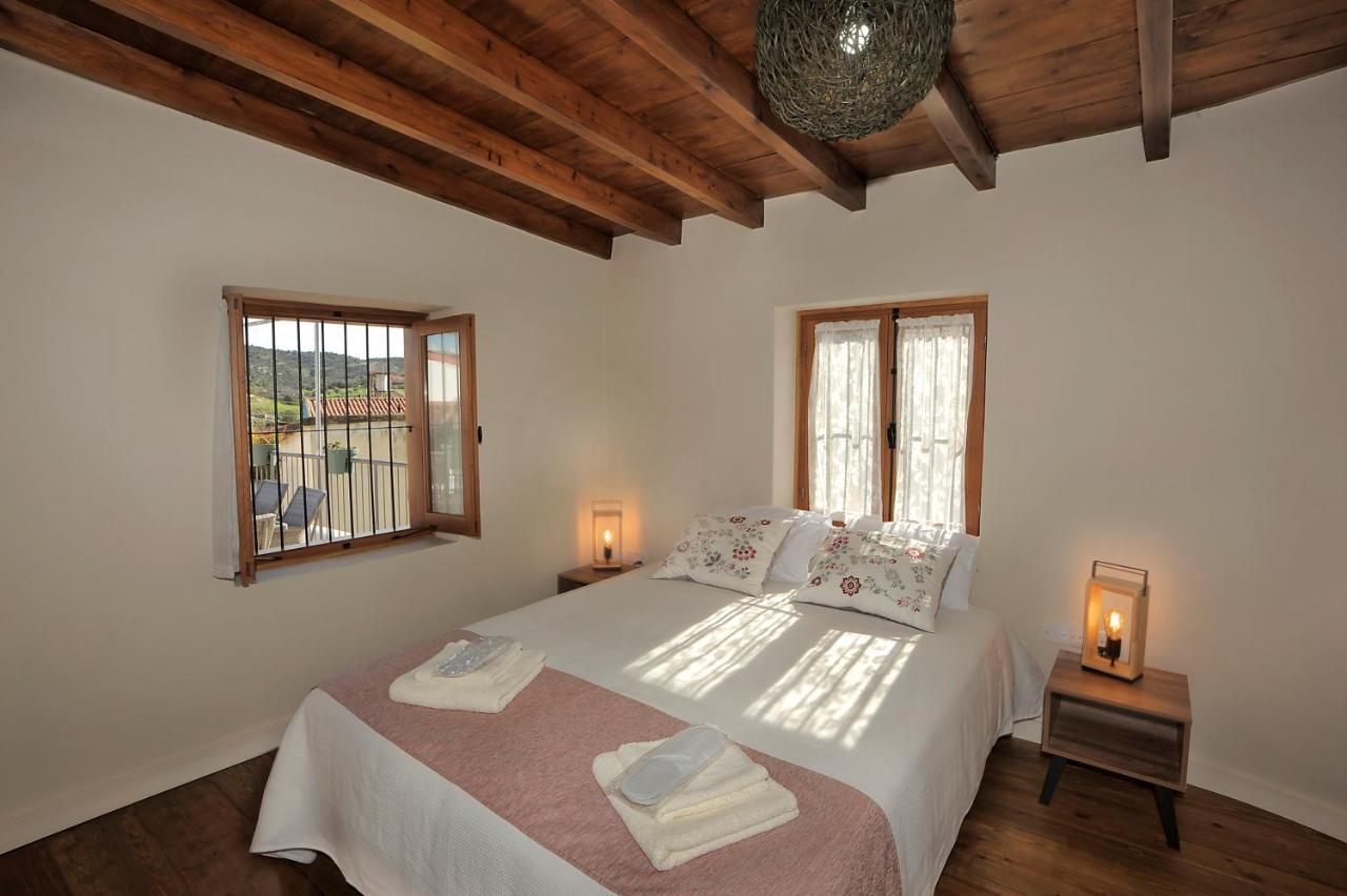 Pentasino Traditional House Agios Theodoros Bagian luar foto