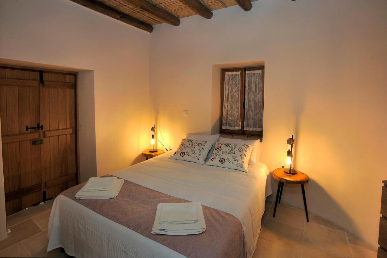 Pentasino Traditional House Agios Theodoros Bagian luar foto